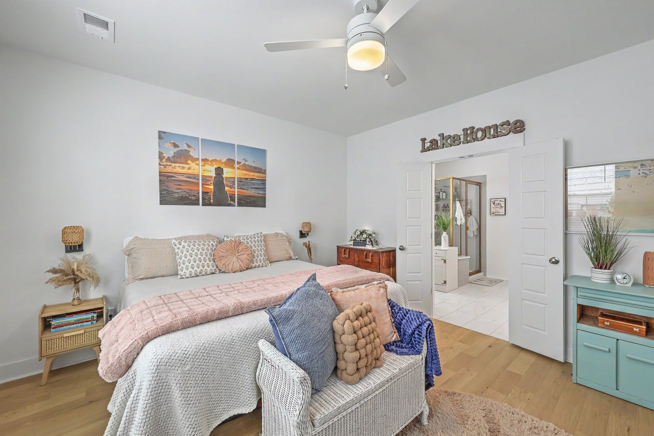 Primary bedroom