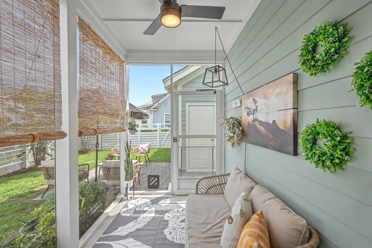 Screened porch